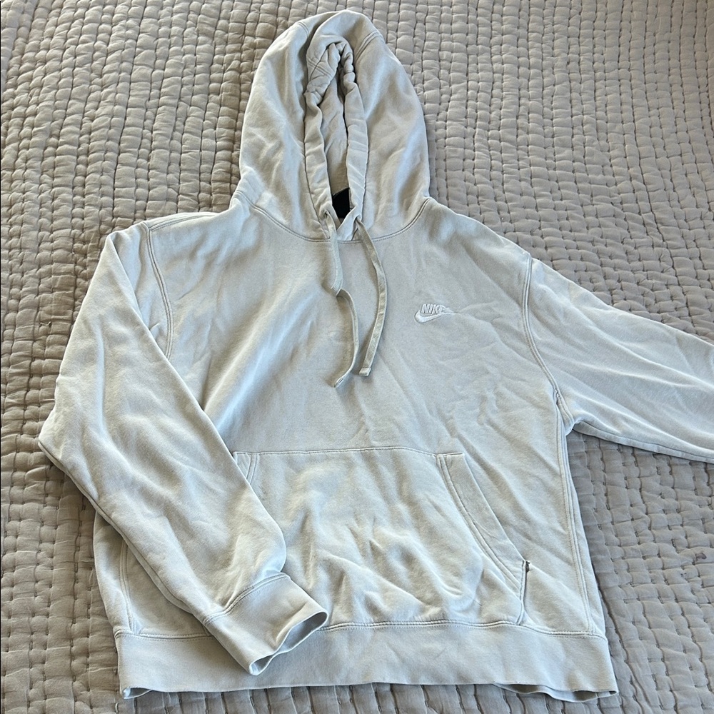 Nike Men's Light Gray Hoodie Sweater